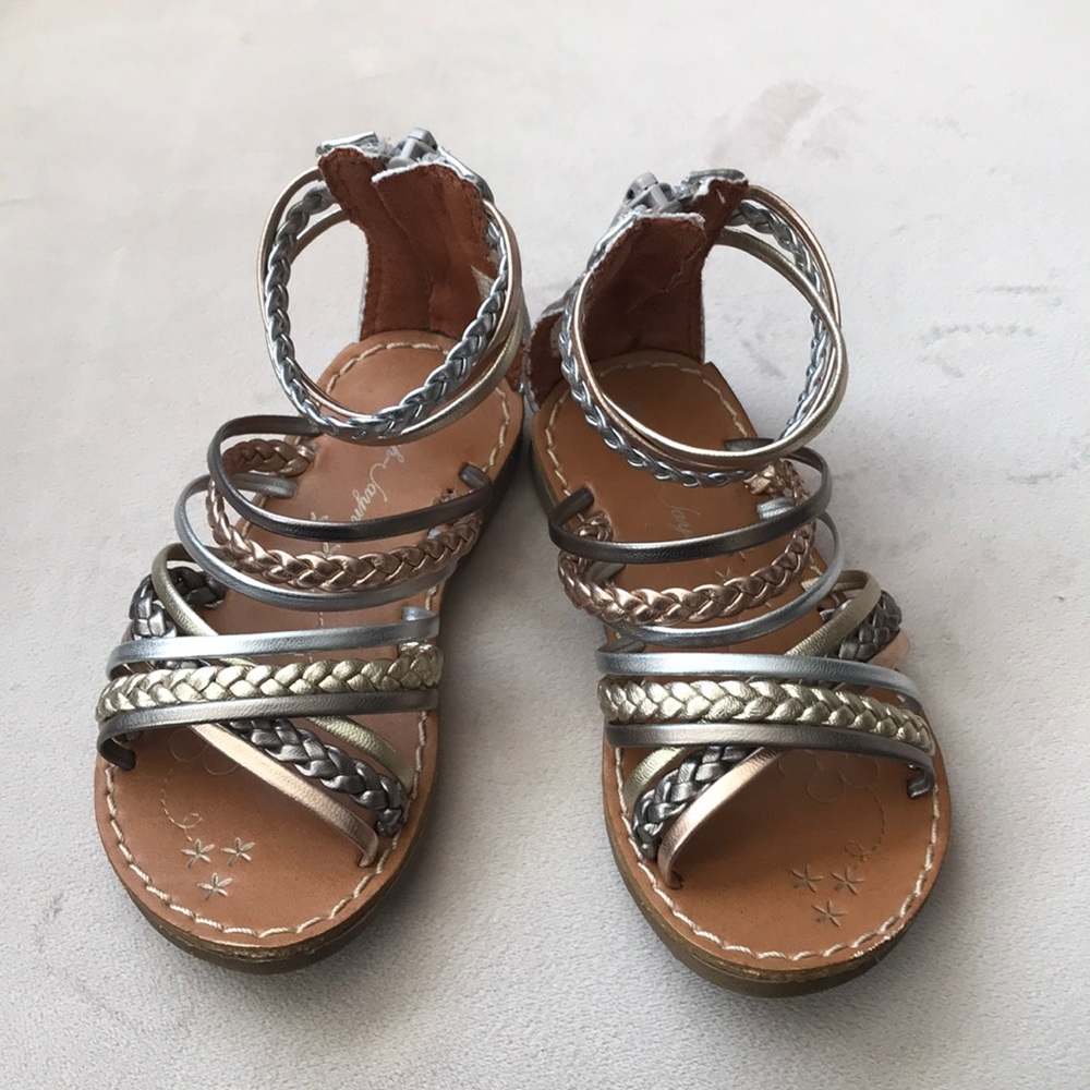Girls sandals